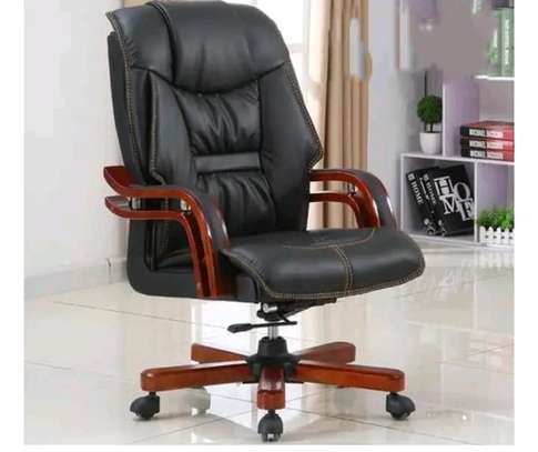 Bliss executive office Chair image 3