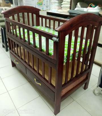 Baby wooden cot 85.0 utc image 2