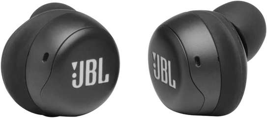 JBL Live Free NC+ True Wireless in-Ear Bluetooth Headphones image 2