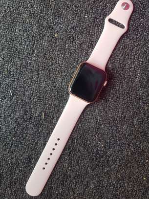 Apple Watch Series SE 44MM image 3