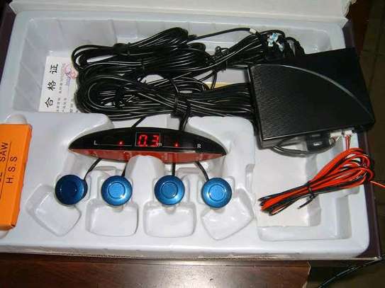 Car tracking and other car services image 3