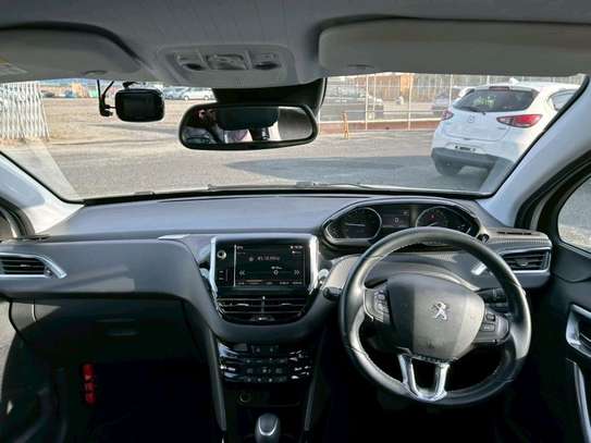 PEUGEOT 2008,2018 MODEL image 6