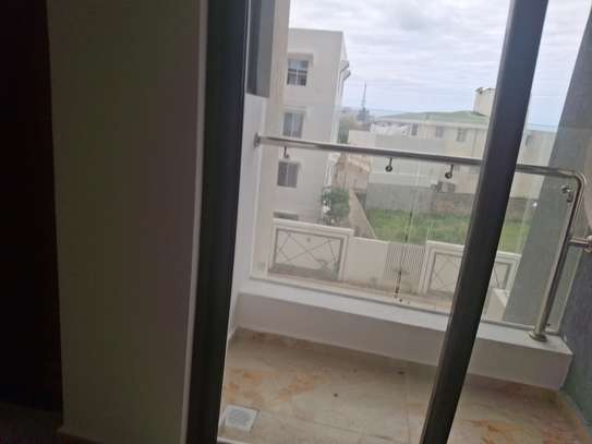 3 Bed Apartment with En Suite at Shanzu image 16