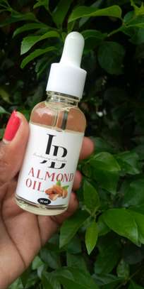 Sweet Almond Oil image 1
