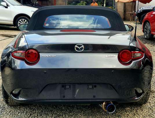 mazda miata roadster image 3