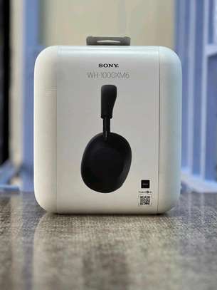 SONY WH-1000XMR6 image 1