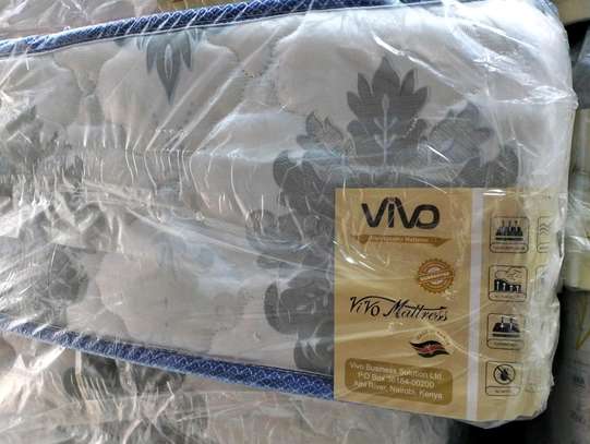 Glowing! 8inch,5 * 6 vivo fiber HD Quilted  Mattress image 1