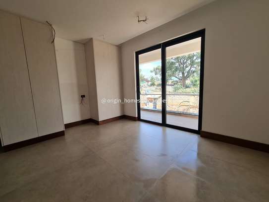 5 Bed Townhouse with En Suite at Kitisuru image 4