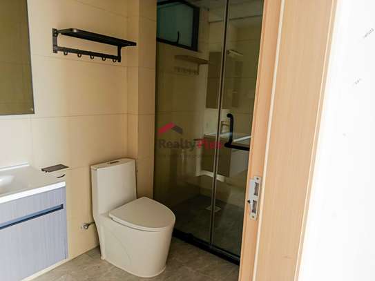 2 Bed Apartment with En Suite in Westlands Area image 5
