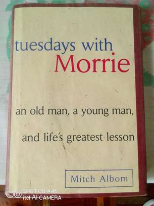 Tuesdays with Morrie by Mitch Albom image 1