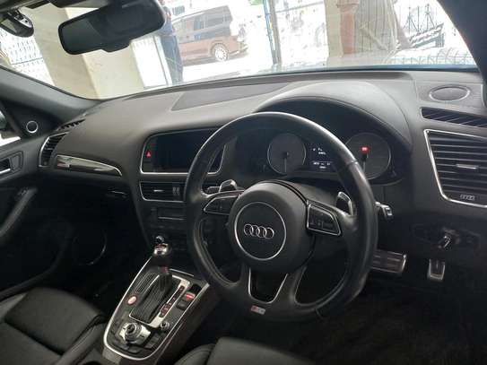 Audi Q5 sline image 2