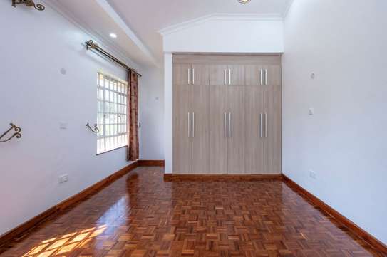 7 Bed House with En Suite at Bogani Road image 5