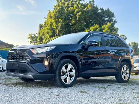 Toyota Rav4 Black 2018 image 1