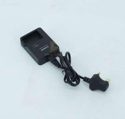Canon CB-2LHT Battery Charger image 5