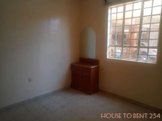 TO RENT TWO BEDROOM ENSUITE TO RENT image 10