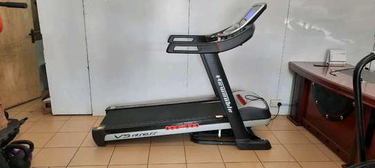Merc V5 treadmill image 1