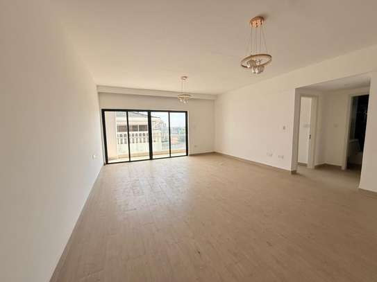 2 Bed Apartment with En Suite at Kindaruma Road image 3