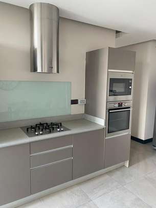 Serviced 2 Bed Apartment with En Suite in Waiyaki Way image 19