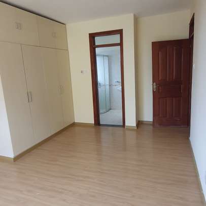 2 Bed Apartment with En Suite at Kilimani image 2