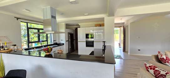 4 Bed Villa with En Suite at Five-Star Paradise image 18