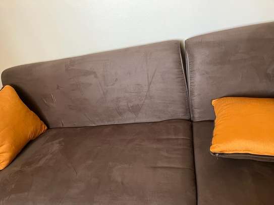 Sofa image 4