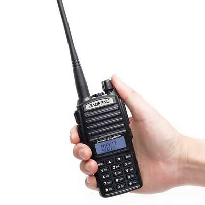 uv82 baofeng walkie talkie image 2