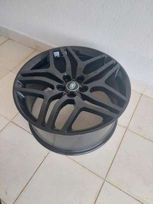 Size 20 black rims for Range Rover/Land Rover Discovery image 1