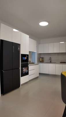 Serviced 4 Bed Apartment with En Suite in Kilimani image 2