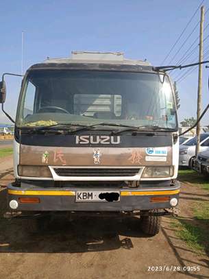 Isuzu FVR lorry image 7
