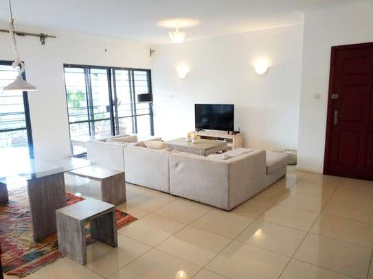 3 Bed Apartment with En Suite at Off Rhapta Road image 12