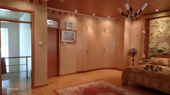 6 Bed House with En Suite in Runda image 34