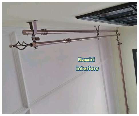 Single extendable curtain rods (strong) image 1