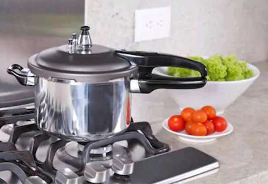 Pressure Cooker 7 litres - Explosion Proof image 2