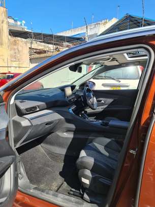 Peugeot 3008 Turbo charged image 2