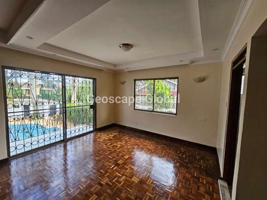 2 Bed House with En Suite in Thigiri image 9