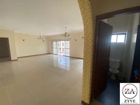 Serviced 3 Bed Apartment with En Suite at Kileleshwa image 14