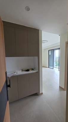 1 Bed Apartment with En Suite at Westlands image 4