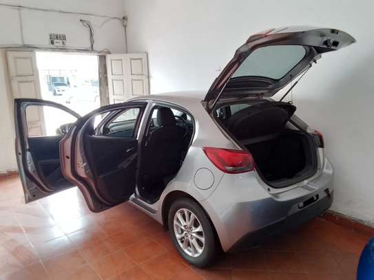 Mazda demio 2018 Silver image 4