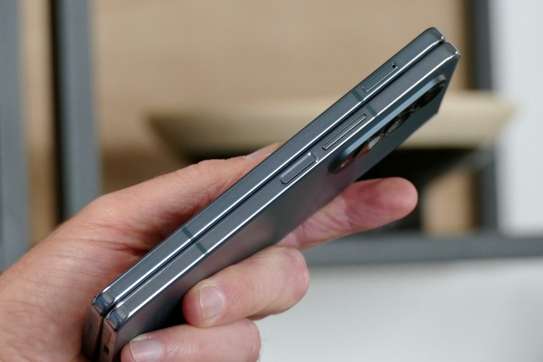 Brand New Samsung Galaxy Z Fold 4 5G Factory Unlocked image 4