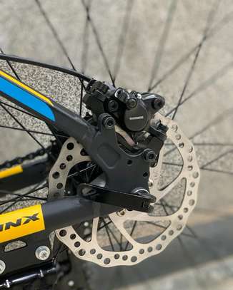 Trinx M600 Elite Size 27.5 Mountain Bike image 5