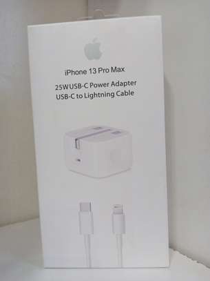 Apple Phone 13Pro Max 25W USB Type C (USB-C) Power Adapter image 3