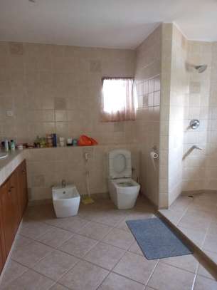 3 Bed Townhouse with En Suite at Mtwapa Creek image 7