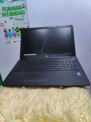 HP Laptop 15/ 250 G6 Model: bs1xx Core i3 image 1