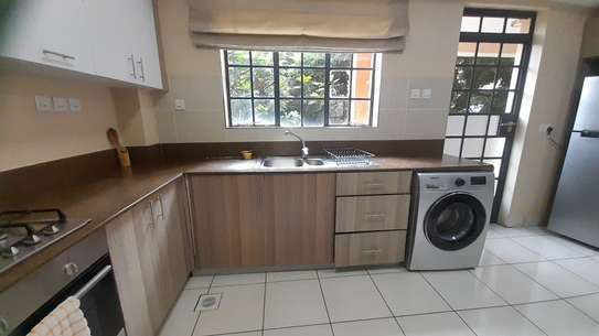 Furnished 2 Bed Apartment with En Suite in Kileleshwa image 4