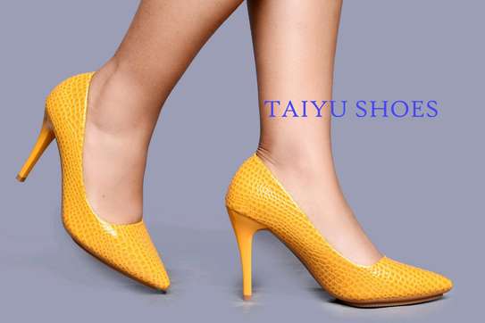Taiyu sharp heels image 3