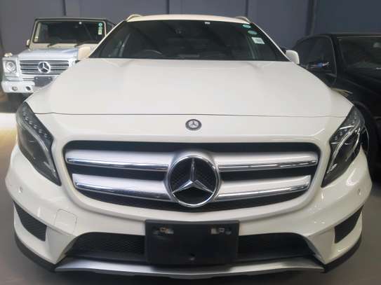 Mercedes Benz GLA 180 2015 image 1