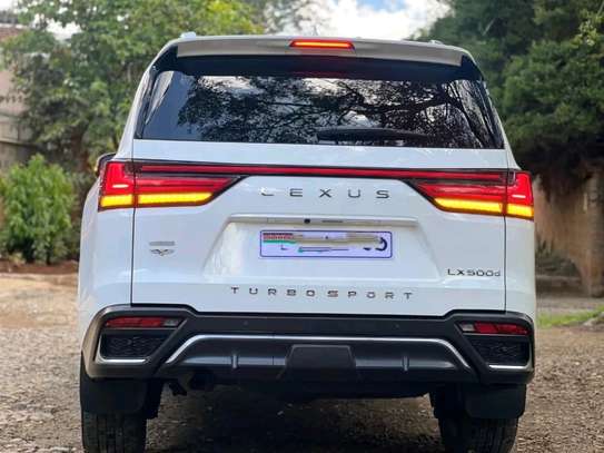 2023 Lexus LX500d image 13