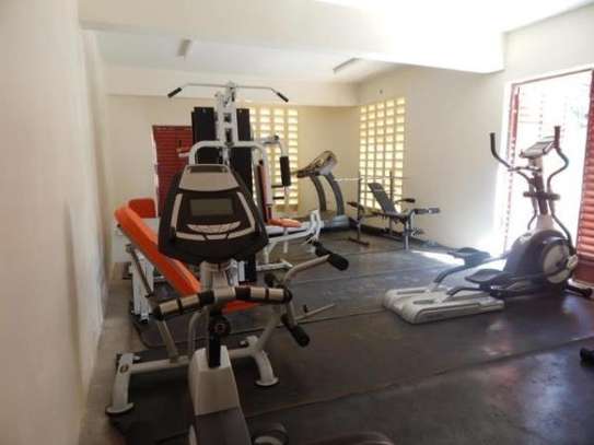 Furnished 3 Bed Apartment with Aircon at 1 Shanzu image 5