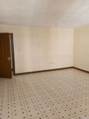 Spacious 2bedroom to let at waiyaki way image 3