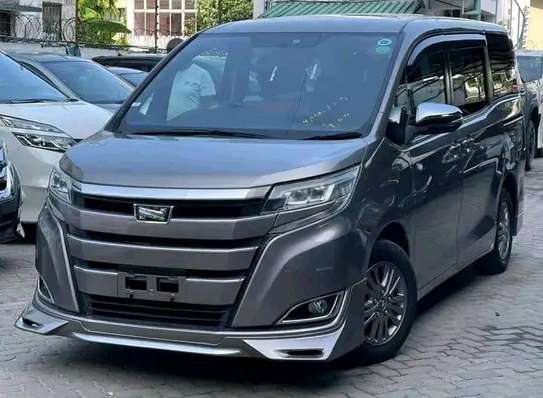Toyota Noah WXB Grey 2018 image 3